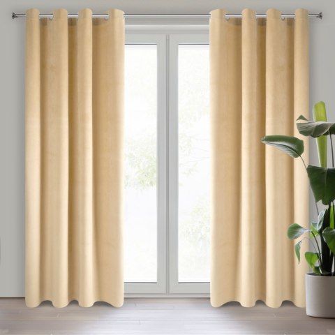 ZAS0PIERRE0CAP 140X250 Ösen