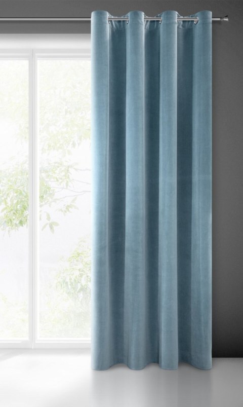 ZAS0ADELLE0J.NIE 140X250 Ösen