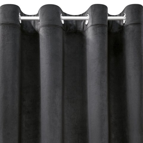 ZAS0MELANIE0CZAR 140X250 Ösen