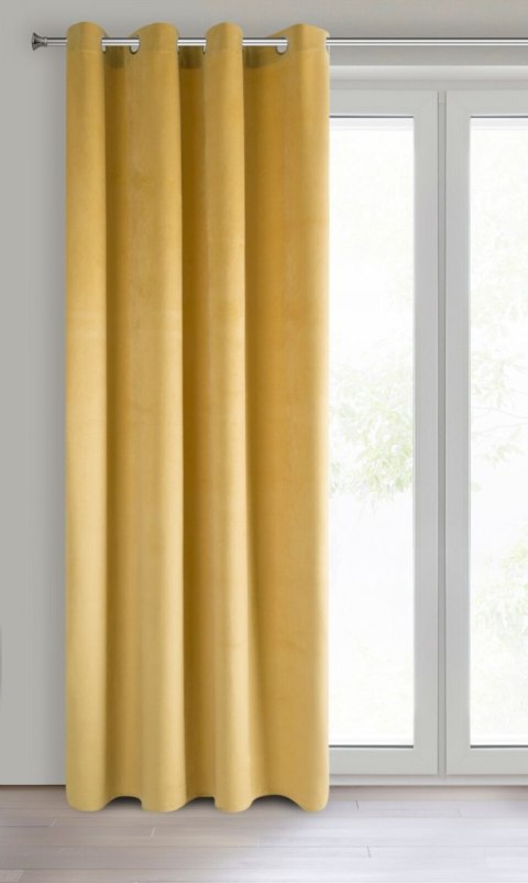 ZAS0PIERRE0MUSZ 140X250 Ösen