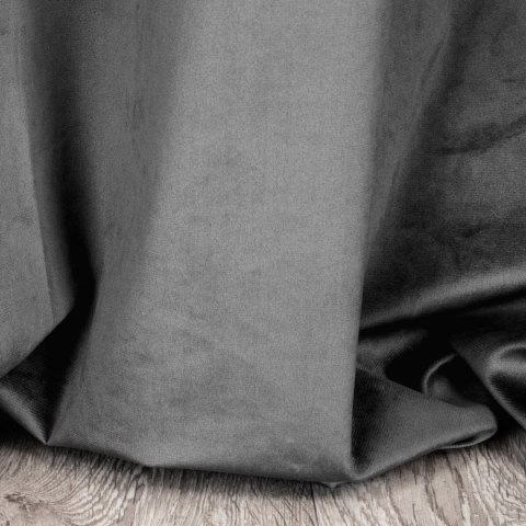 ZAS0PIERRE0STA 140X250 Ösen